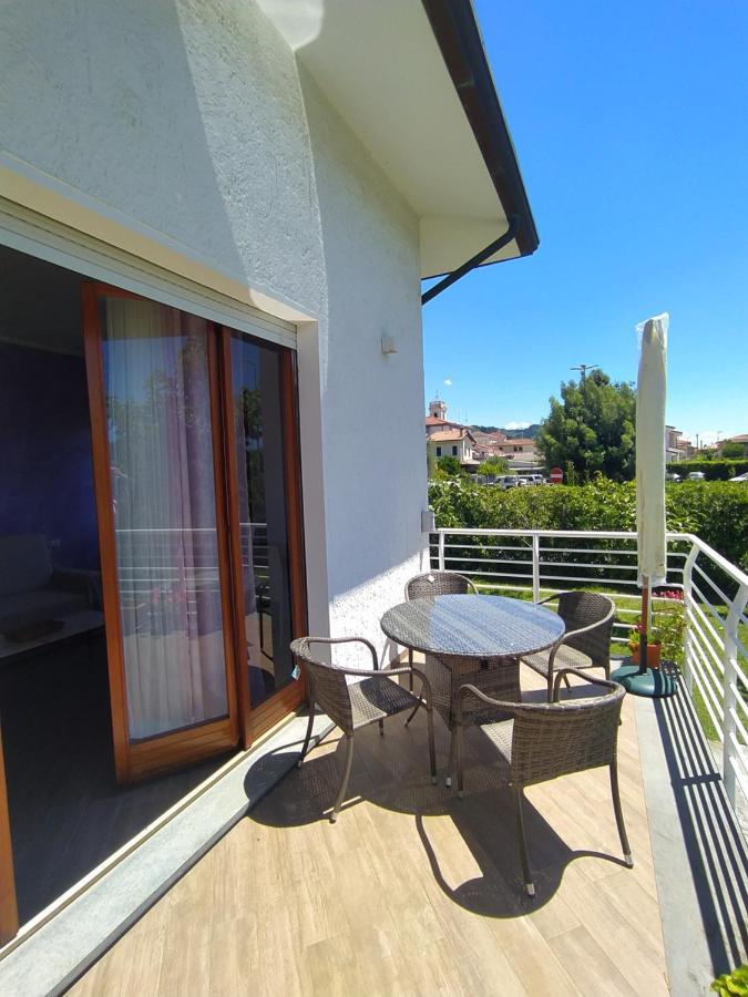 B&B Villa La Bouganville Camaiore Eksteriør billede