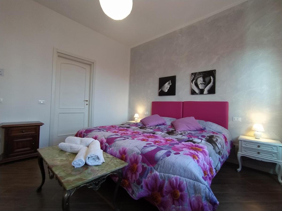 B&B Villa La Bouganville Camaiore Værelse billede